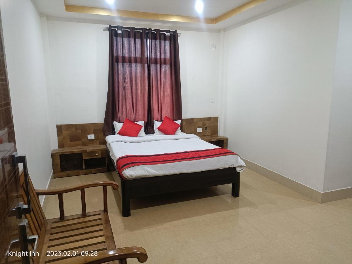 Hotel Knight Inn Airport Гувахати Экстерьер фото
